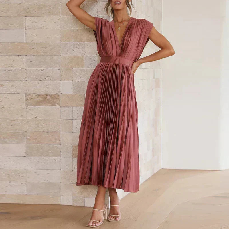 Adela™ | Elegantes Plissiertes Maxikleid