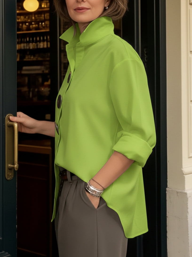 Mirella – Oversize-Bluse mit Statement-Knoepfen