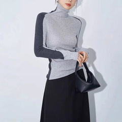Blair | Kontrastärmel Mock Neck Top