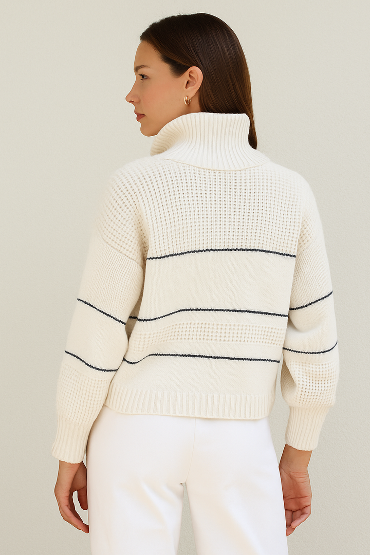 Tallulah | Strickpullover mit Knopfkollier