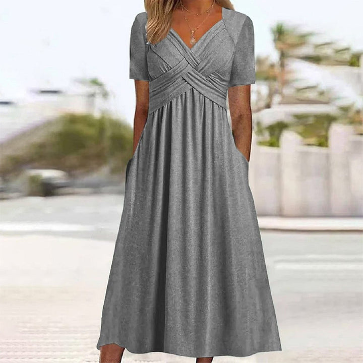 Elira – Elegantes V-Ausschnitt Kleid mit kurzer Ärmel