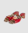 Adiana - Sandalen mit Leopardenmuster und Schleife