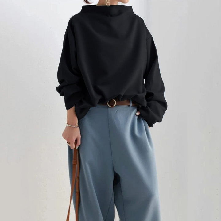 Joan | Drapierte Hochkragen-Bluse