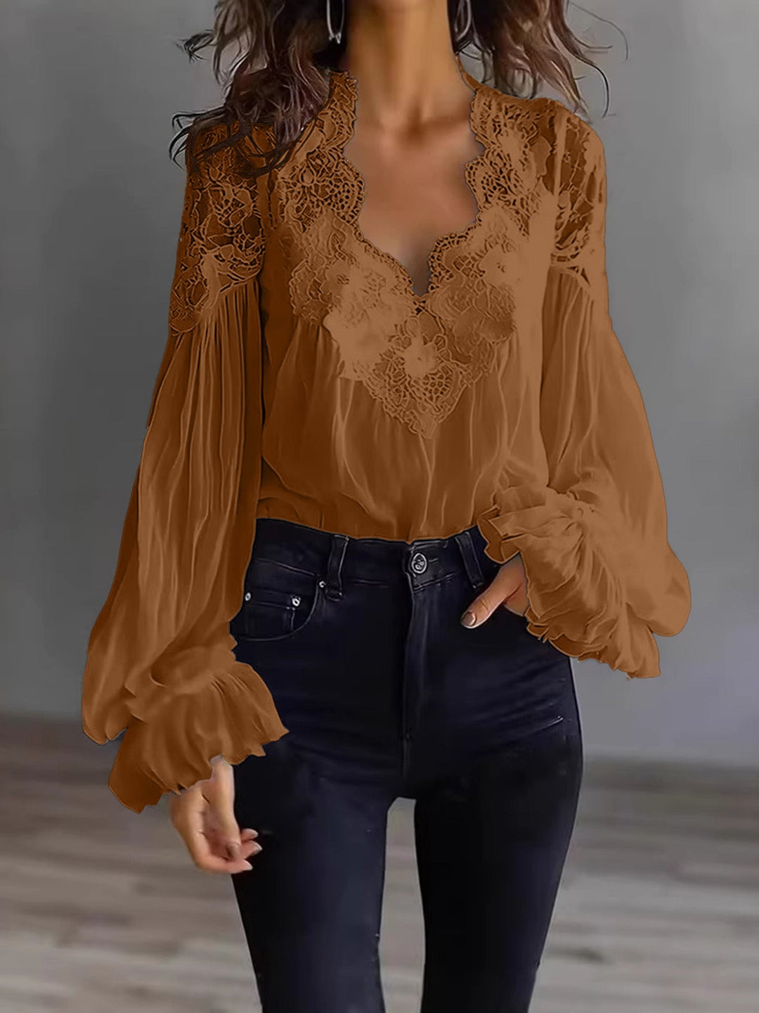 Joelle | Elegante Spitzenbluse mit Puffärmeln