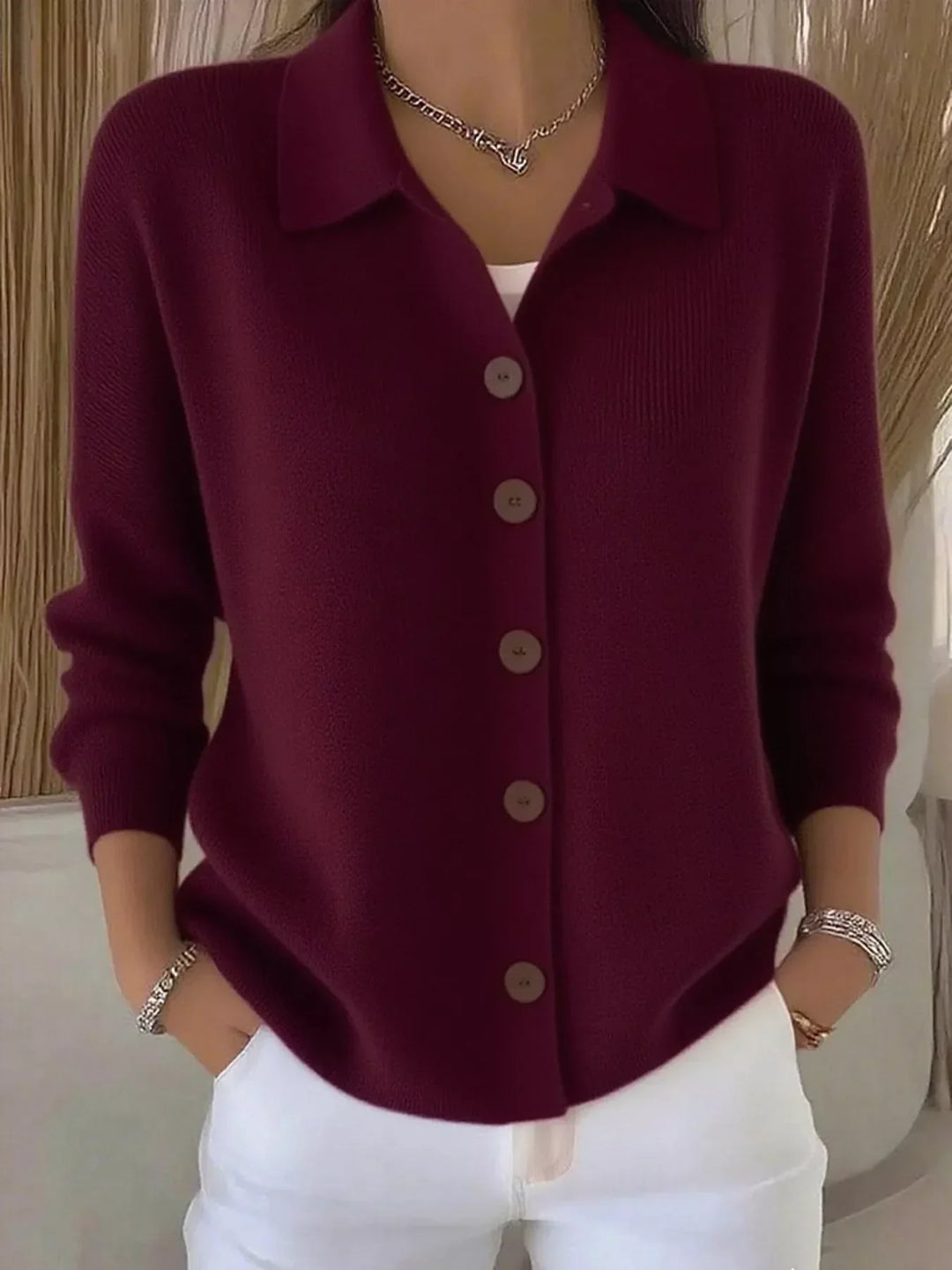 Mila™ – Elegants Strickjäckli mit Chnöpf