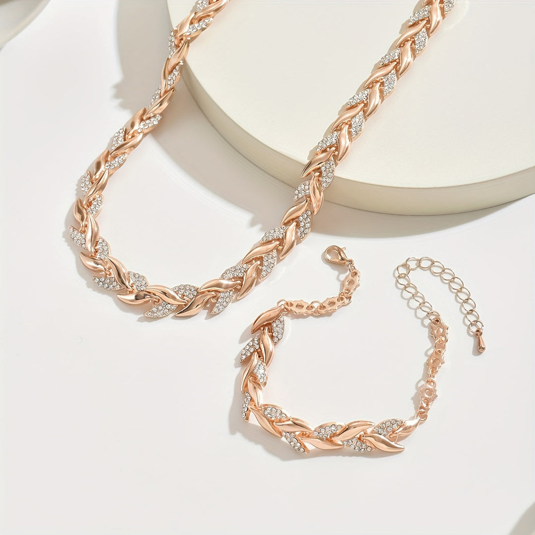 Adelia | Handwerkliche Eleganz mit Glanz
