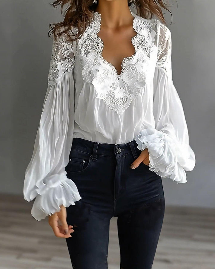 Joelle | Elegante Spitzenbluse mit Puffärmeln