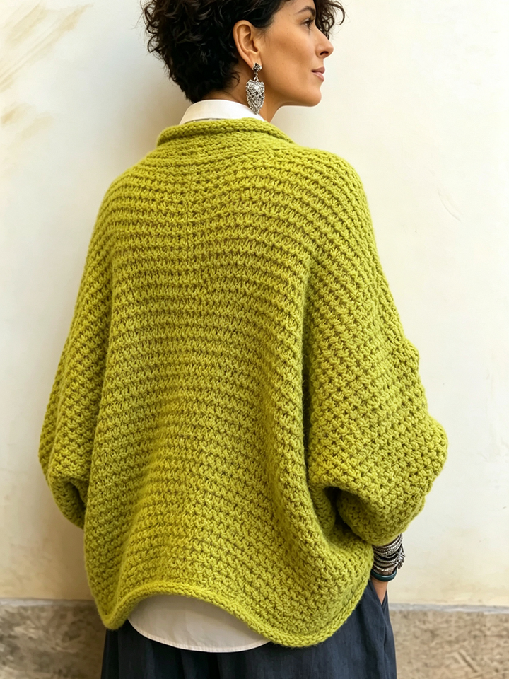 Bettina | Lebendige Farbe im Wickel-Look