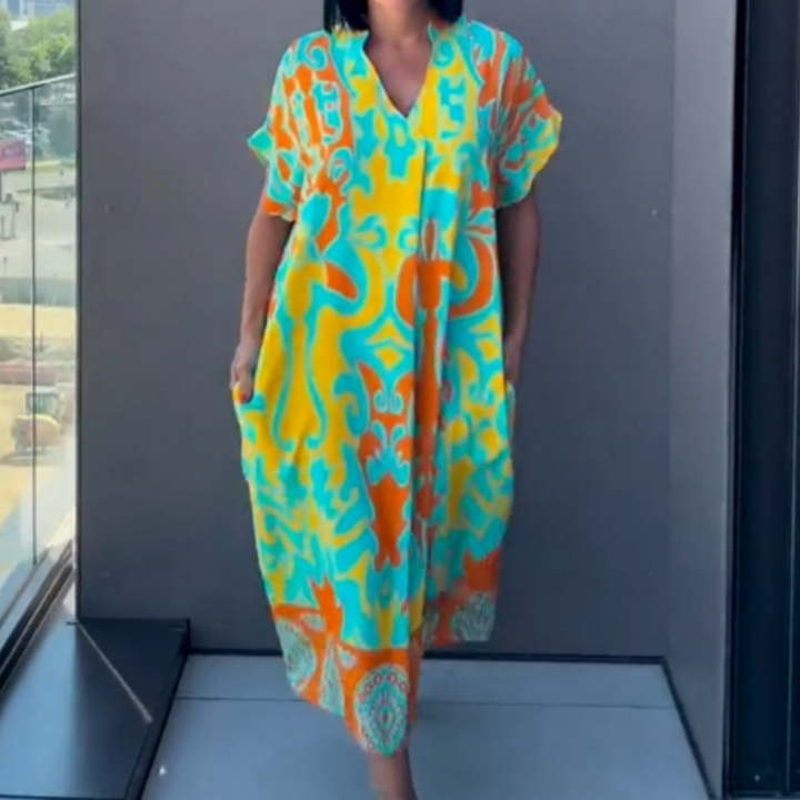 Alara – Elegantes Kleid mit V-Ausschnitt und Print
