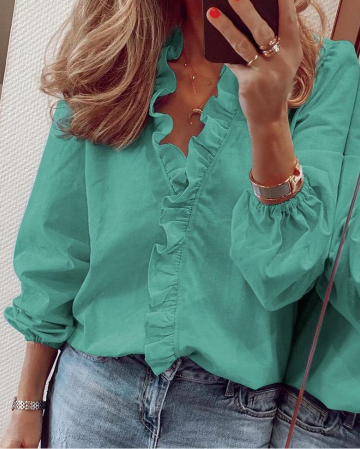 Caroline | Bluse mit Rüschen und V-Ausschnitt